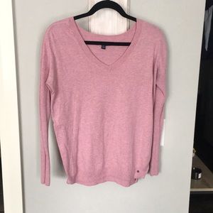 American Eagle pink sweater